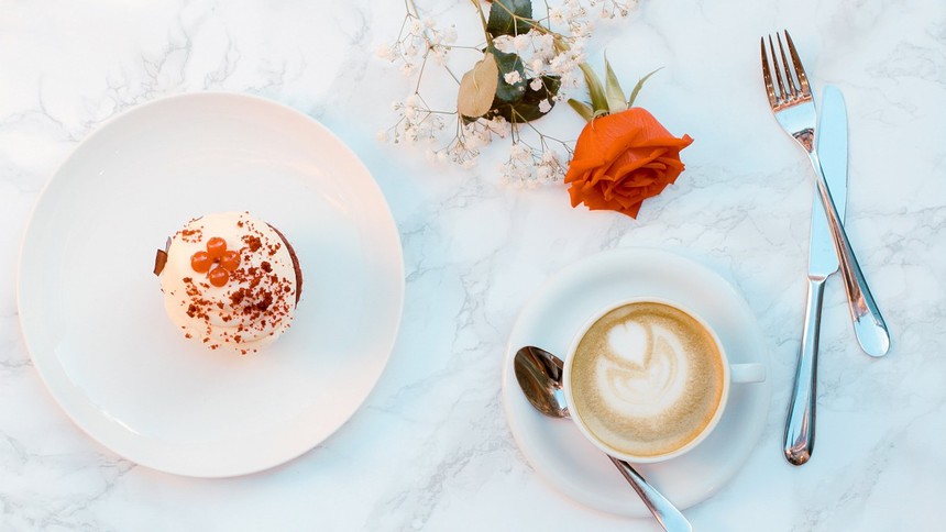 ��ʫ��ϲ�ࣨ���죩�����������޹�˾�����Բ����˷Ѳ���и����С�ݲˡ���������ʳ�С�